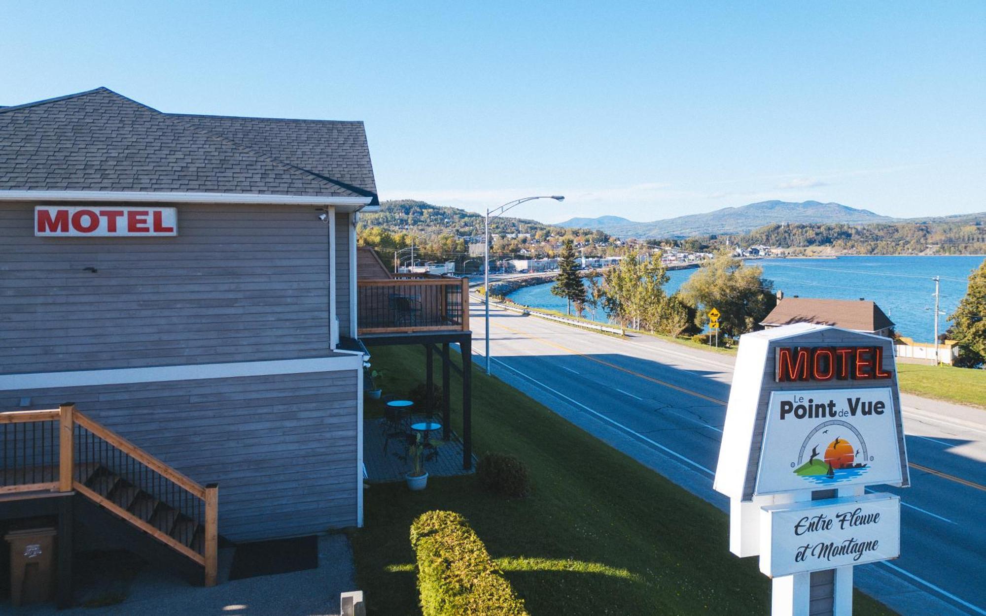 Motel Le Point De Vue La Malbaie Eksteriør billede