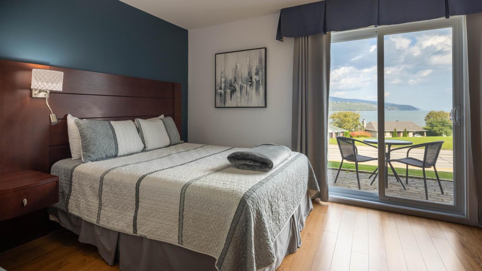 Motel Le Point De Vue La Malbaie Eksteriør billede