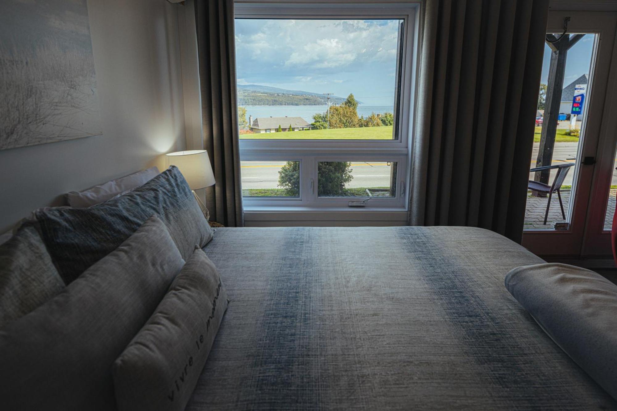 Motel Le Point De Vue La Malbaie Eksteriør billede
