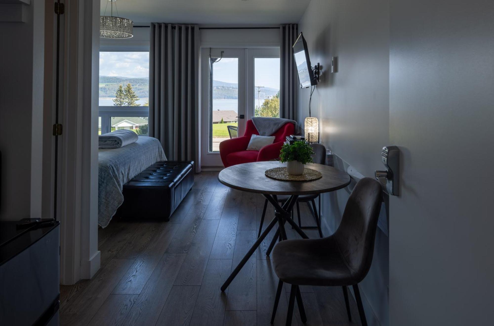 Motel Le Point De Vue La Malbaie Eksteriør billede